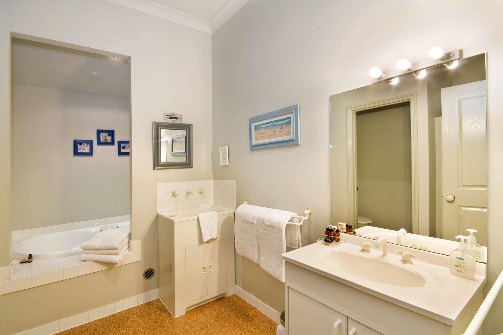 Lemonade Creek Cottages Lorne Bagian luar foto